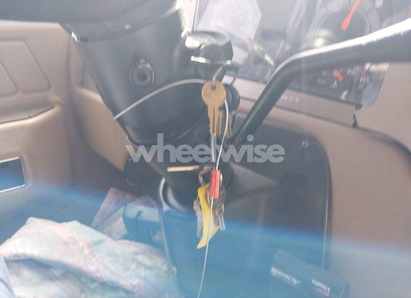 Photo 11 of 1997 Chevrolet P30 (VIN 1GBKP37J7V3316221)