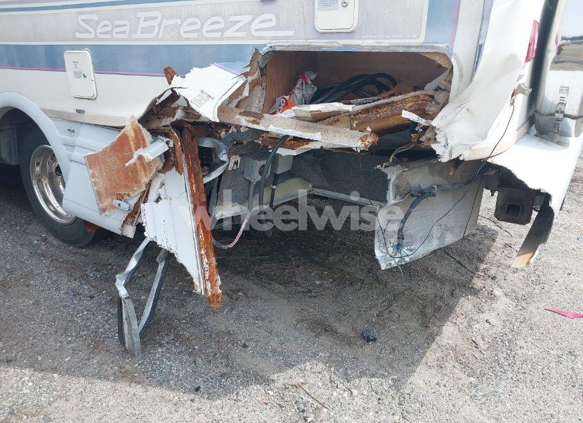 Photo 6 of 1994 Chevrolet National RV SEABREEZE (VIN 1GBKP37N3R3300249)