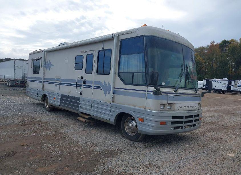 1994 Chevrolet P30 (VIN 1GBKP37N4R3310529) main photo