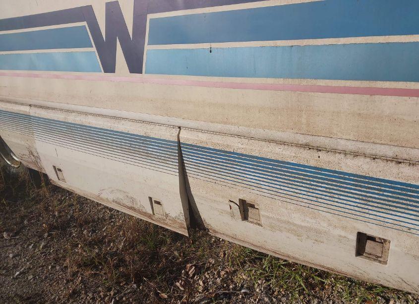 Photo 6 of 1992 Chevrolet P30 (VIN 1GBKP37N7N3314424)