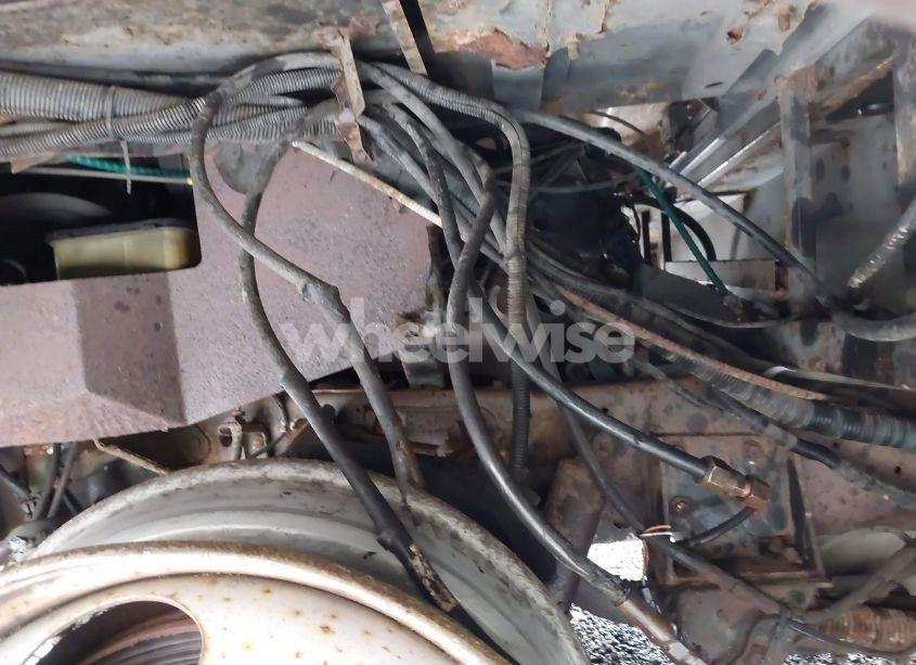 Photo 10 of 1997 Chevrolet P30 (VIN 1GBKP37N7V3301575)