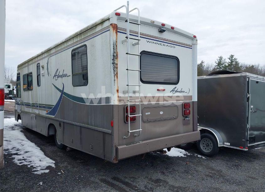 Photo 3 of 1997 Chevrolet P30 (VIN 1GBKP37N7V3301575)