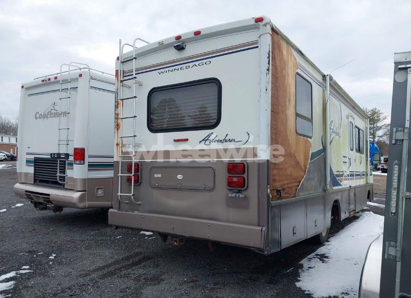 Photo 4 of 1997 Chevrolet P30 (VIN 1GBKP37N7V3301575)