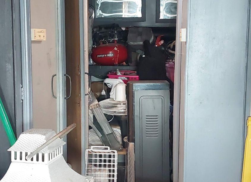 Photo 12 of 1995 Chevrolet P30 (VIN 1GBKP37N9S3320382)