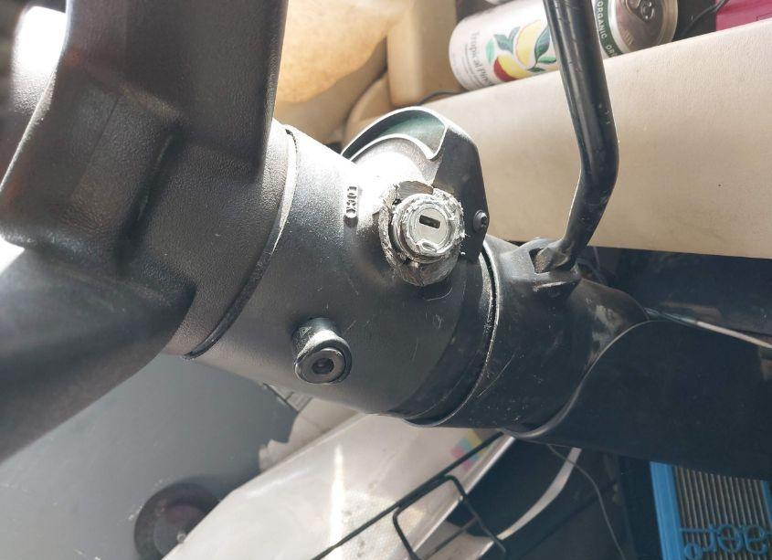 Photo 13 of 1995 Chevrolet P30 (VIN 1GBKP37N9S3320382)