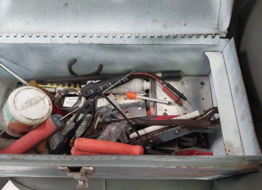 Photo 6 of 1995 Chevrolet P30 (VIN 1GBKP37N9S3320382)