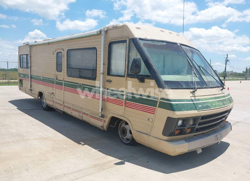 1986 Chevrolet P30 (VIN 1GBKP37W2G3334706) main photo