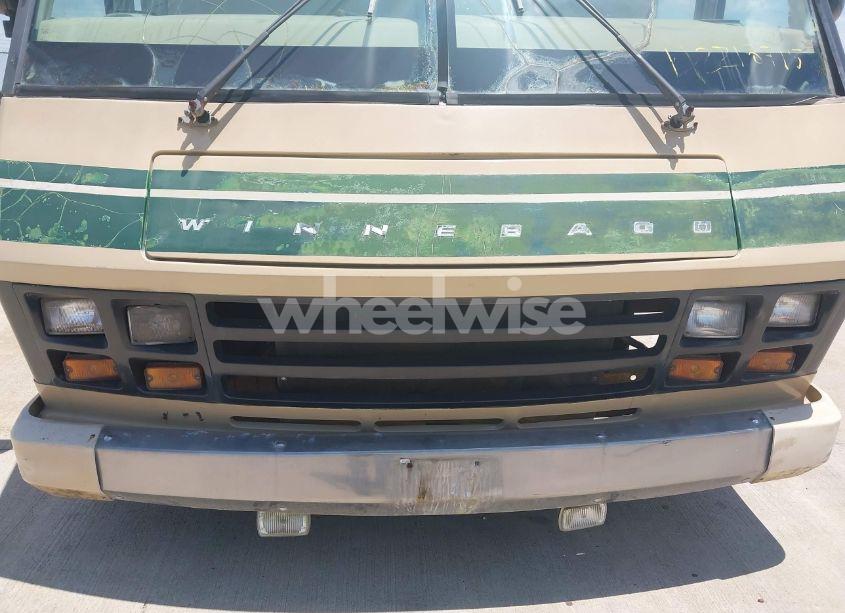 Photo 10 of 1986 Chevrolet P30 (VIN 1GBKP37W2G3334706)