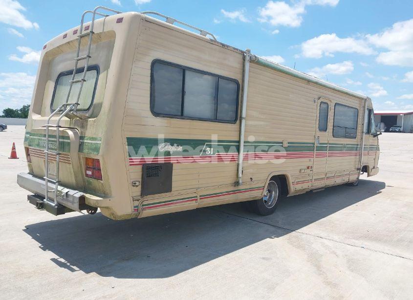 Photo 4 of 1986 Chevrolet P30 (VIN 1GBKP37W2G3334706)