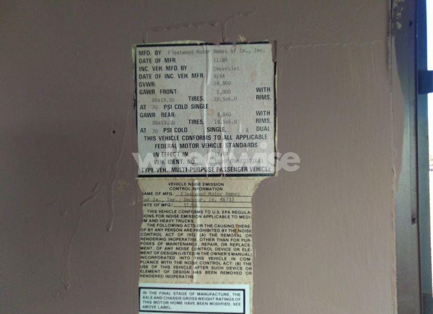 Photo 9 of 1985 Chevrolet P30 (VIN 1GBKP37W6F3303683)