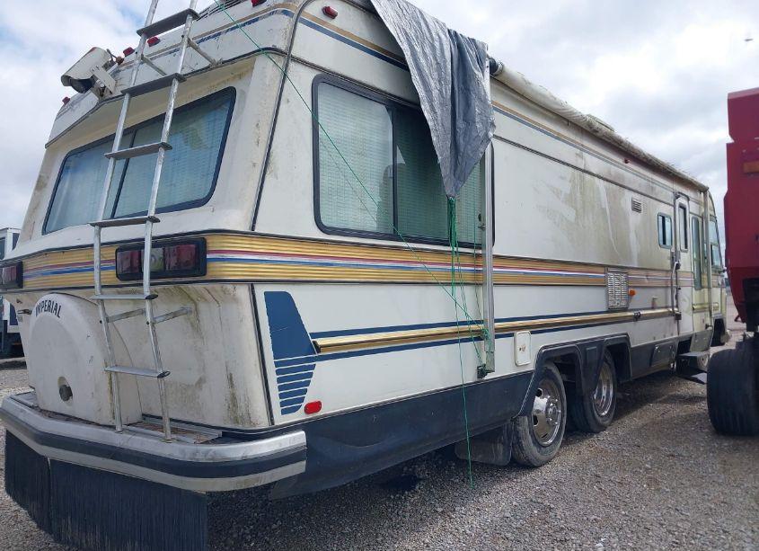 Photo 4 of 1984 Chevrolet P30 (VIN 1GBKP37WXE3324356)