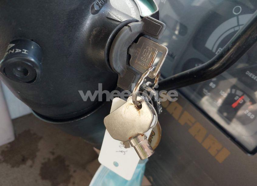 Photo 11 of 1996 Chevrolet P30 (VIN 1GBLP37F7S3320460)