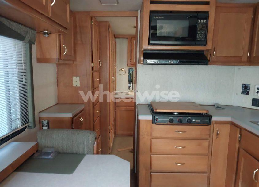 Photo 8 of 1996 Chevrolet P30 (VIN 1GBLP37F7S3320460)