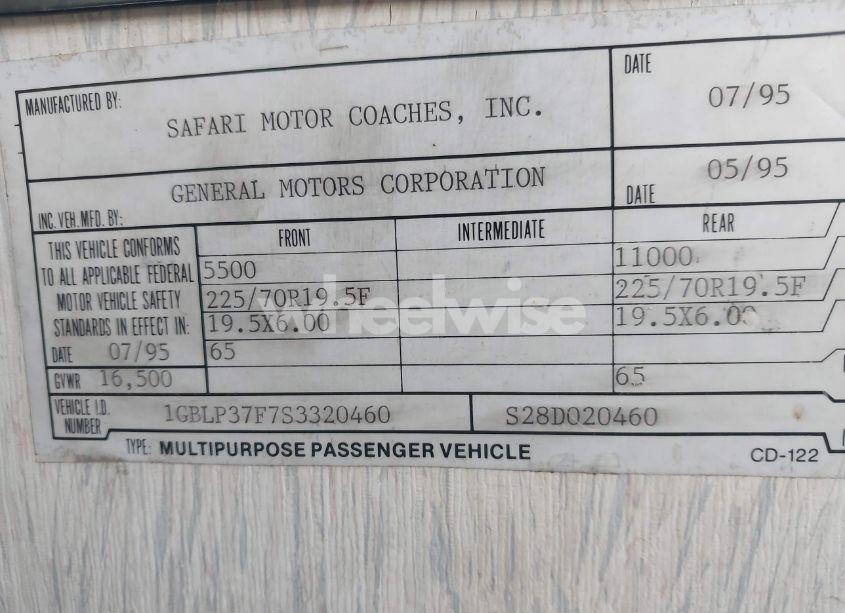 Photo 9 of 1996 Chevrolet P30 (VIN 1GBLP37F7S3320460)