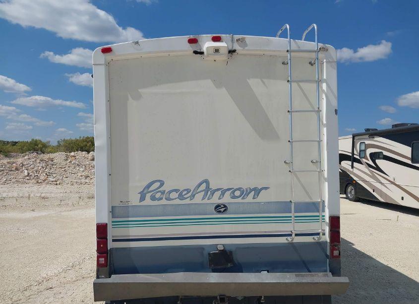 Photo 12 of 1996 Chevrolet P30 (VIN 1GBLP37J3T3317688)