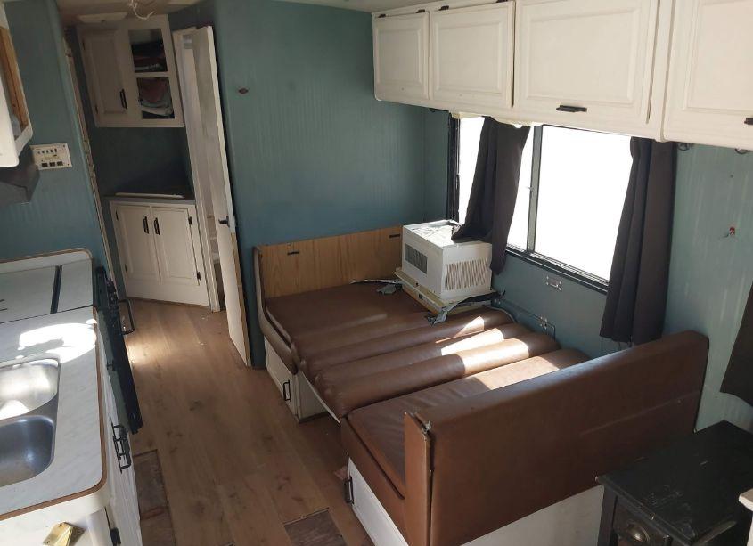 Photo 5 of 1996 Chevrolet P30 (VIN 1GBLP37J3T3317688)