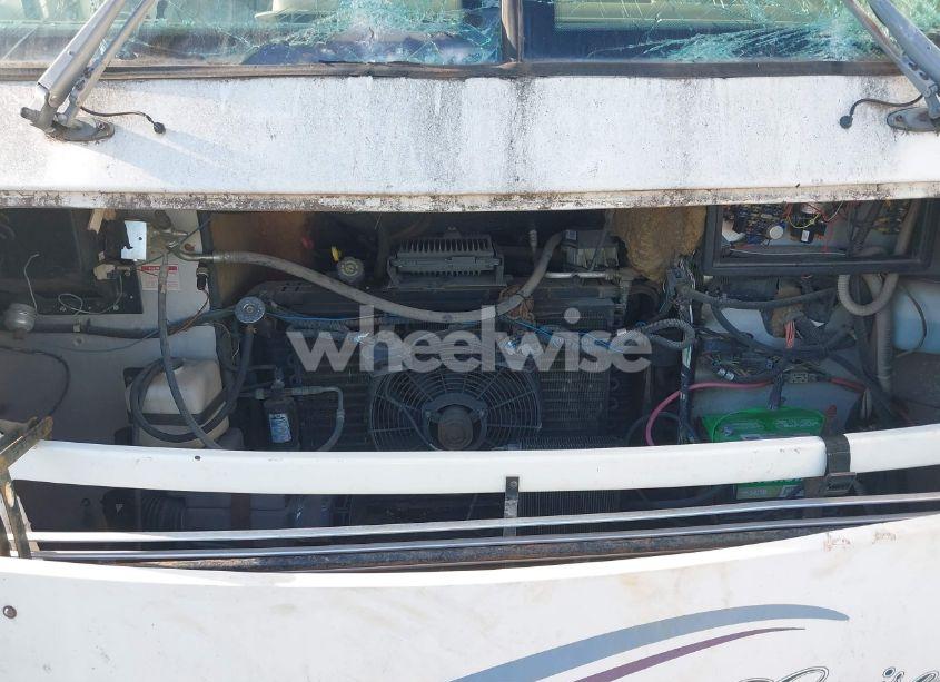 Photo 10 of 1997 Chevrolet P30 (VIN 1GBLP37J6V3304517)