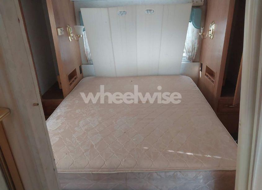 Photo 12 of 1997 Chevrolet P30 (VIN 1GBLP37J6V3304517)