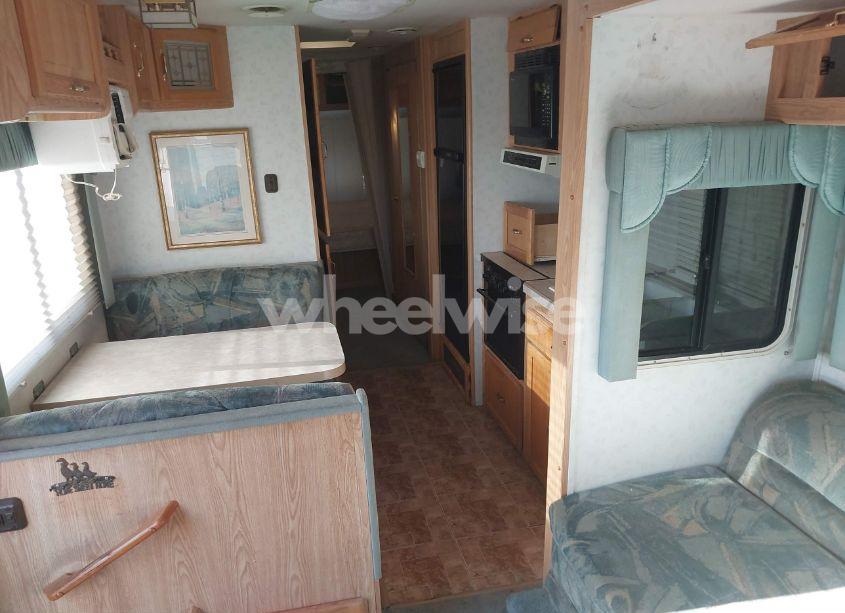 Photo 8 of 1997 Chevrolet P30 (VIN 1GBLP37J6V3304517)