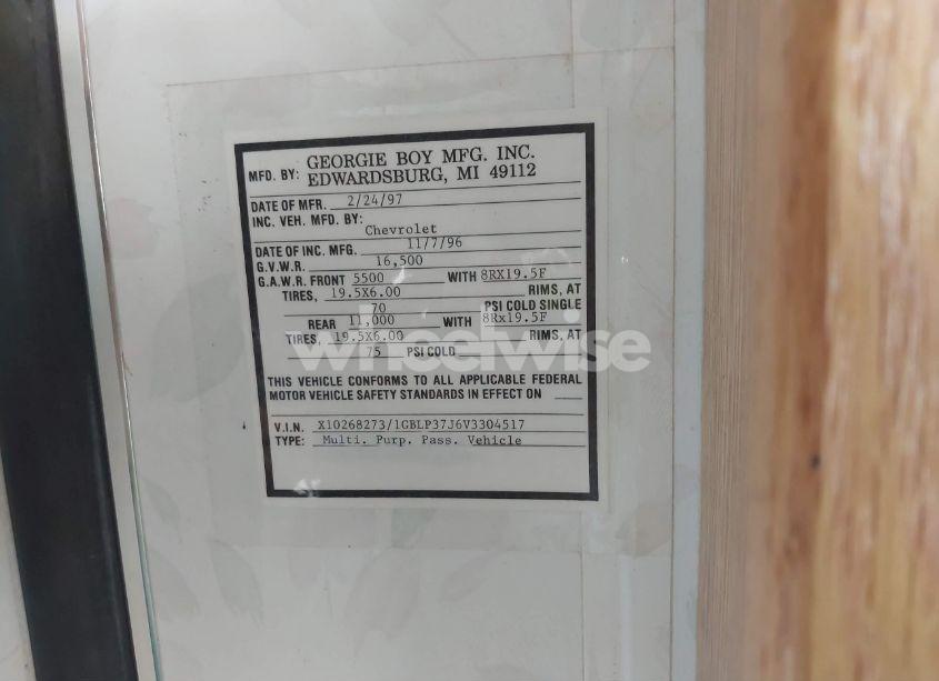 Photo 9 of 1997 Chevrolet P30 (VIN 1GBLP37J6V3304517)