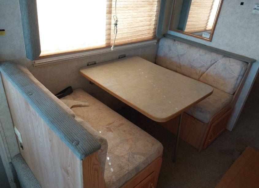 Photo 13 of 1998 Chevrolet P30 (VIN 1GBLP37J6W3314126)