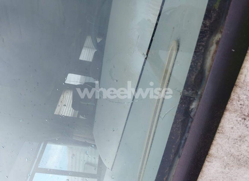 Photo 6 of 1997 Chevrolet P30 (VIN 1GBLP37J8V3314773)