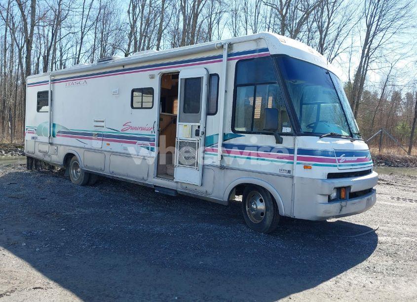 1996 Chevrolet P30 (VIN 1GBLP37J9T3310695) main photo