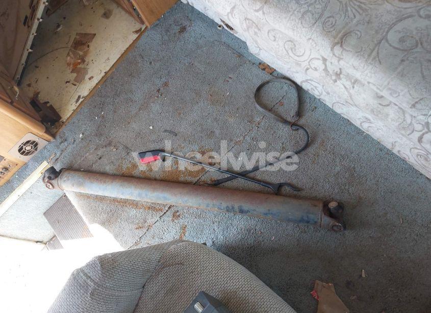 Photo 12 of 1995 Chevrolet P30 (VIN 1GBLP37N5S3319251)