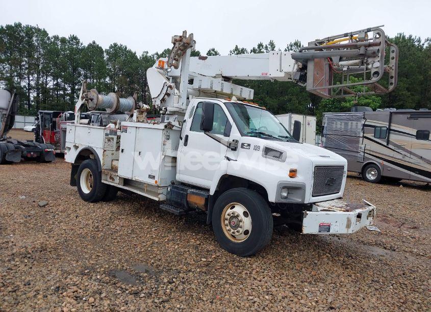 2005 Chevrolet Cc7500 N/A (VIN 1GBM7C1C75F529025) main photo