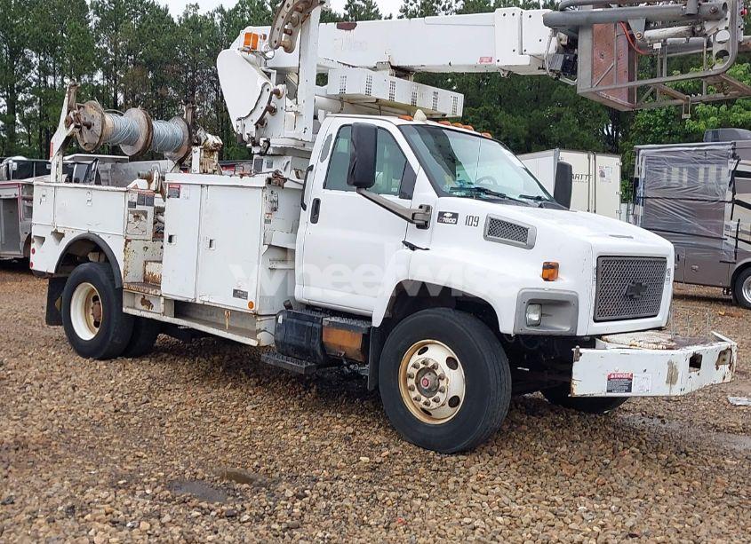 Photo 11 of 2005 Chevrolet Cc7500 N/A (VIN 1GBM7C1C75F529025)