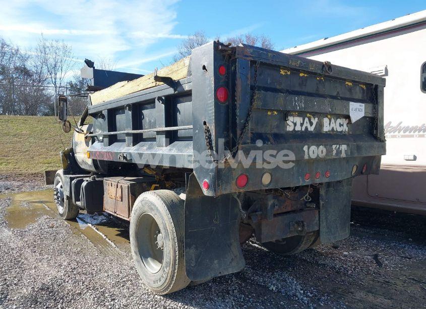 Photo 3 of 1999 Chevrolet C-series C7H042 (VIN 1GBM7H1C7XJ108757)