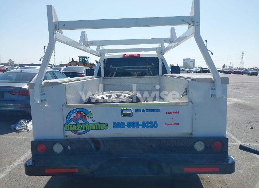 Photo 16 of 2018 Chevrolet Silverado 1500 WT (VIN 1GBNCNECXJZ227646)