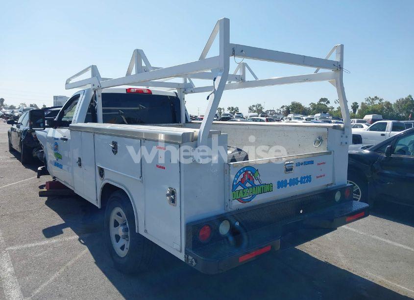 Photo 3 of 2018 Chevrolet Silverado 1500 WT (VIN 1GBNCNECXJZ227646)