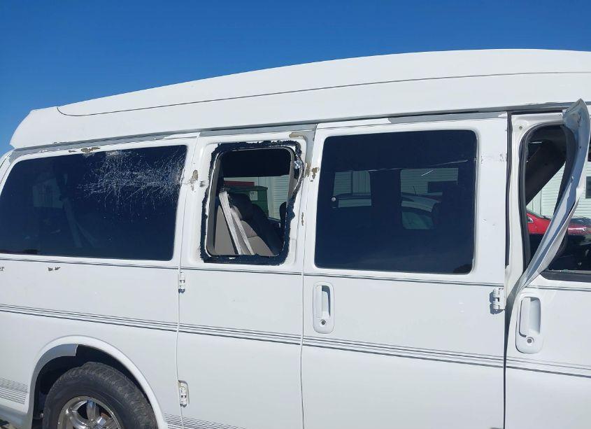 Photo 19 of 2010 Chevrolet Express 1500 UPFITTER (VIN 1GBUGEB42A1110400)