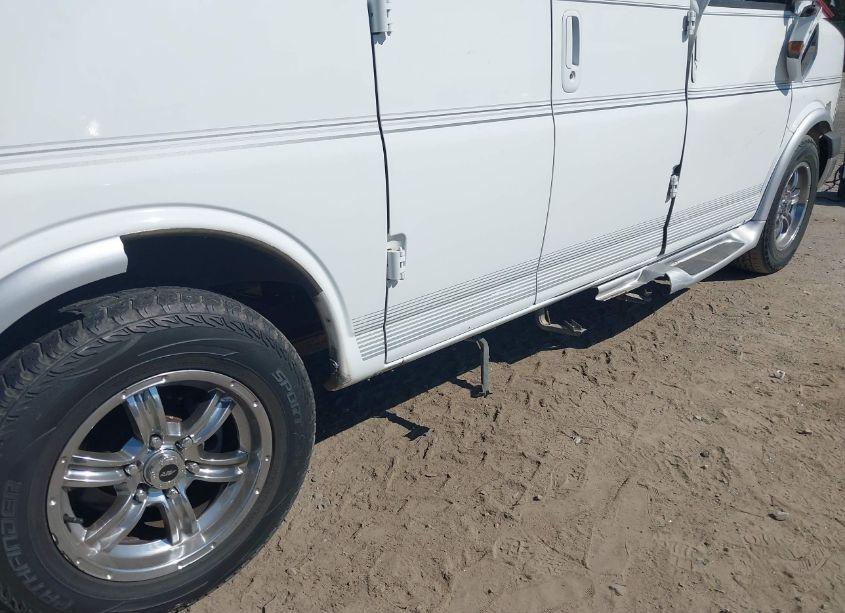 Photo 21 of 2010 Chevrolet Express 1500 UPFITTER (VIN 1GBUGEB42A1110400)