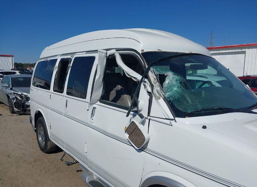 Photo 6 of 2010 Chevrolet Express 1500 UPFITTER (VIN 1GBUGEB42A1110400)