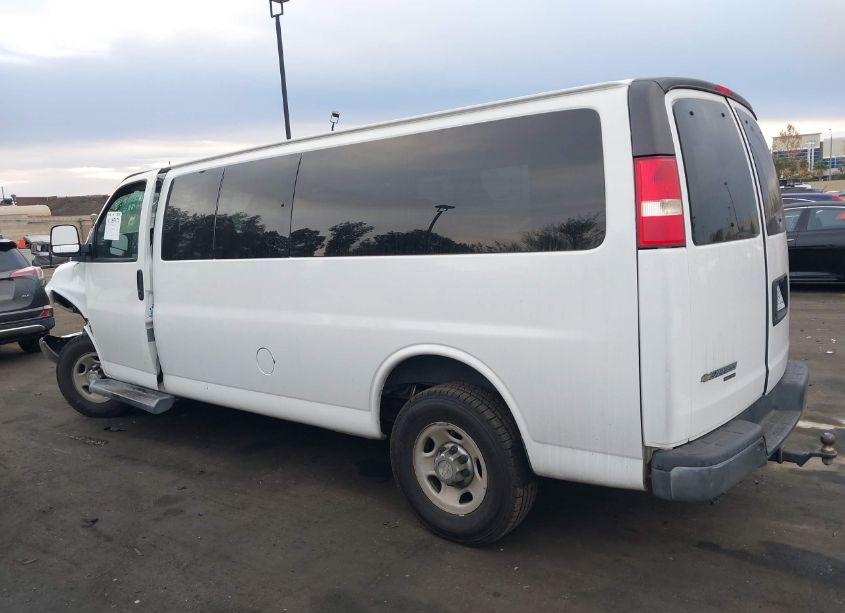 Photo 15 of 2014 Chevrolet Express 3500 LT (VIN 1GBZG1FG7E1115813)