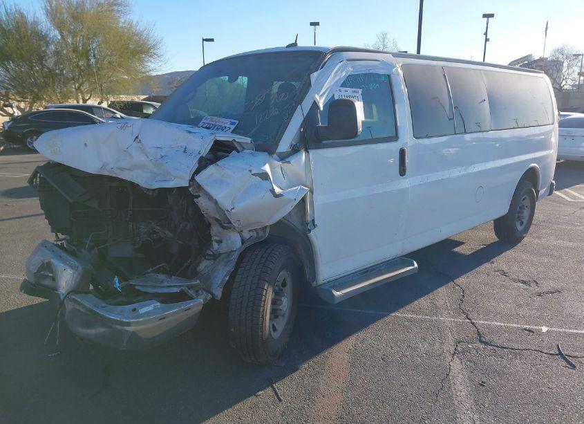 Photo 2 of 2014 Chevrolet Express 3500 LT (VIN 1GBZG1FG7E1115813)