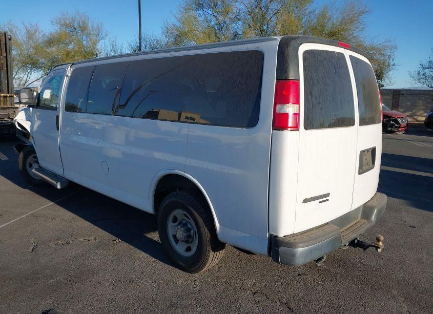 Photo 3 of 2014 Chevrolet Express 3500 LT (VIN 1GBZG1FG7E1115813)