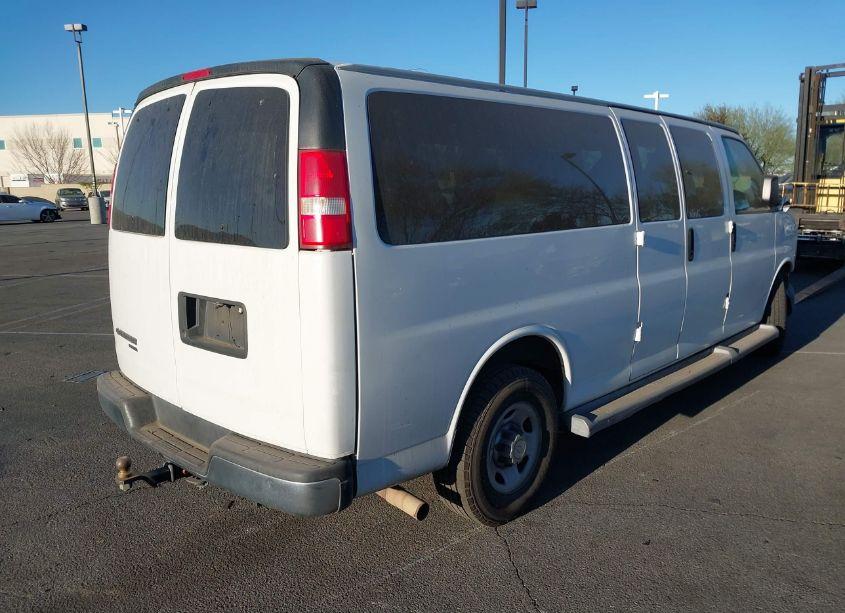 Photo 4 of 2014 Chevrolet Express 3500 LT (VIN 1GBZG1FG7E1115813)