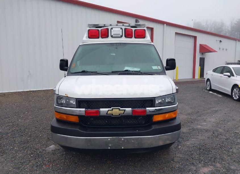 Photo 12 of 2016 Chevrolet Express 3500 DIESEL (VIN 1GBZGHCL6G1139033)