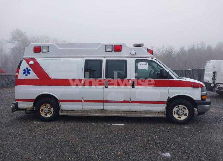 Photo 13 of 2016 Chevrolet Express 3500 DIESEL (VIN 1GBZGHCL6G1139033)