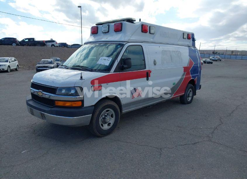 Photo 2 of 2015 Chevrolet Express 3500 DIESEL (VIN 1GBZGUCL8F1251484)