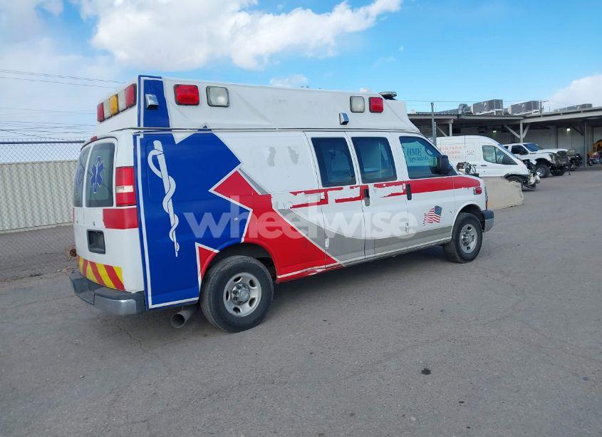 Photo 4 of 2015 Chevrolet Express 3500 DIESEL (VIN 1GBZGUCL8F1251484)