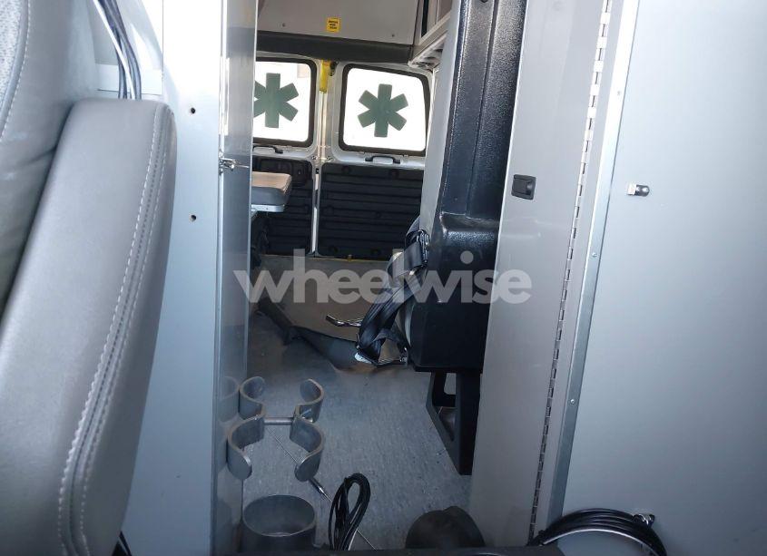 Photo 8 of 2015 Chevrolet Express 3500 DIESEL (VIN 1GBZGUCL8F1251484)