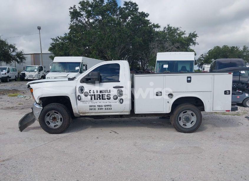 Photo 14 of 2015 Chevrolet Silverado 2500HD WT (VIN 1GC0CUEG4FZ125155)