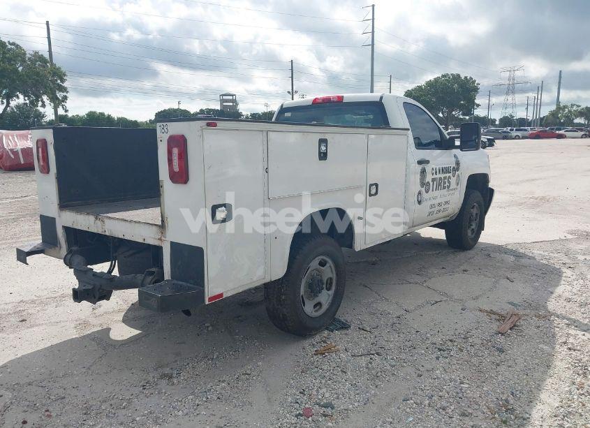 Photo 4 of 2015 Chevrolet Silverado 2500HD WT (VIN 1GC0CUEG4FZ125155)