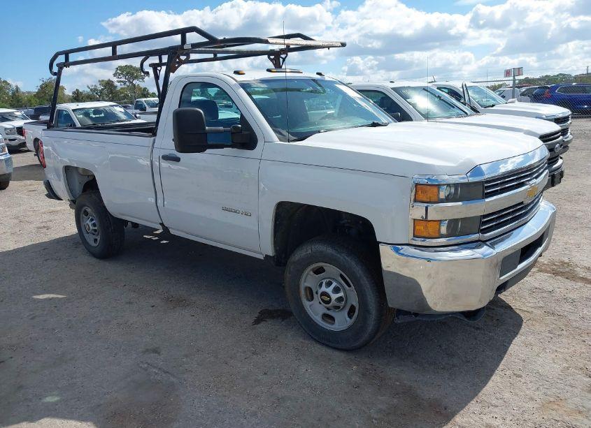 2018 Chevrolet Silverado 2500HD WT (VIN 1GC0CUEG8JZ188610) main photo