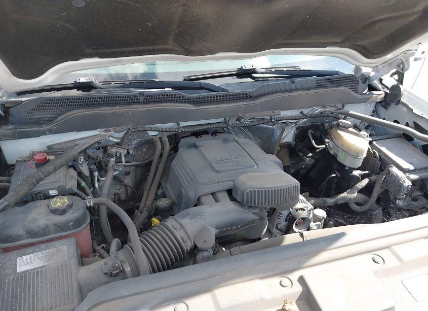 Photo 10 of 2018 Chevrolet Silverado 2500HD WT (VIN 1GC0CUEG8JZ188610)