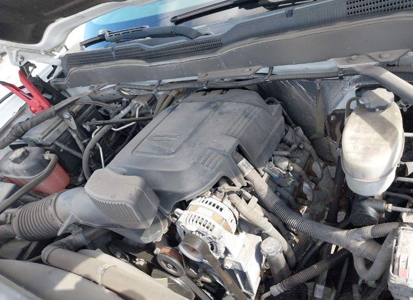 Photo 6 of 2018 Chevrolet Silverado 2500HD WT (VIN 1GC0CUEG8JZ188610)